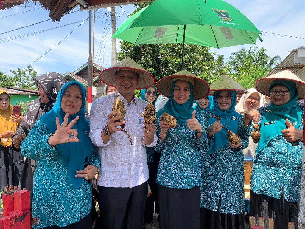 Nagari Tandikek Kinali Dinilai Tim Penilaian Lomba Gerakan PKK Tingkat Provinsi Sumbar