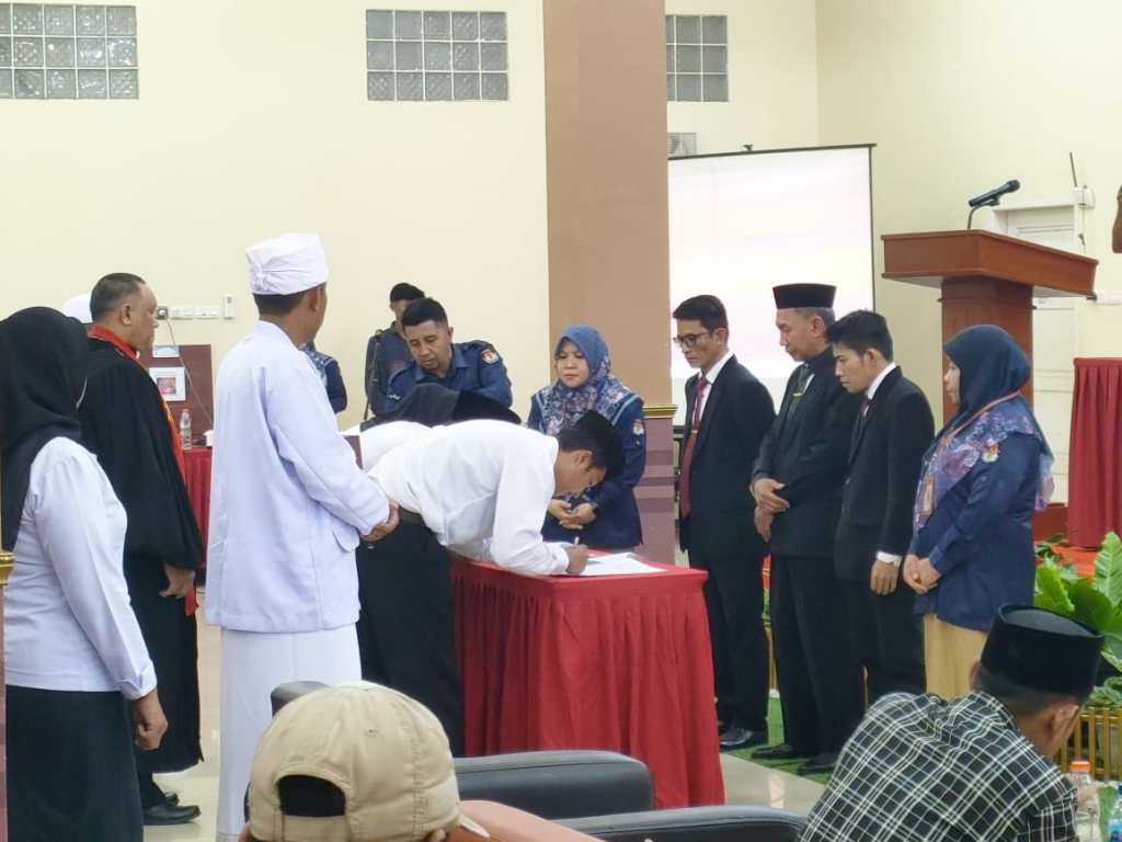 327 Anggota PPS Se-Kabupaten Tolitoli Untuk Pilkada 2024 Resmi&nbsp;dilantik