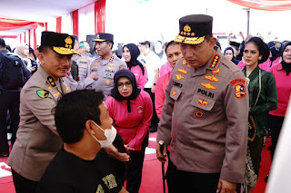 Peringati HUT Bhayangkara ke-78, Kapolri Gelar Bhakti Kesehatan Gratis di Kab.Karawang&nbsp;Prov.JawaBarat