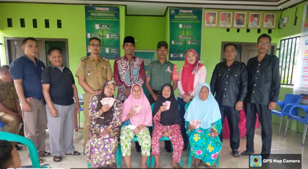 Pemdes Bandu Agung Salurkan BLTDD Tri Wulan Ke&nbsp;II