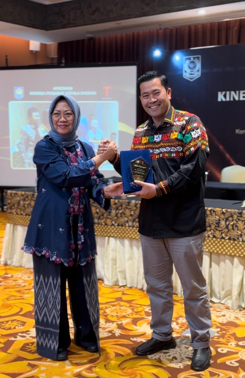 Haili Yoga Raih Penghargaan Terbaik Sebagai Pj Bupati Dari&nbsp;Kemendagri