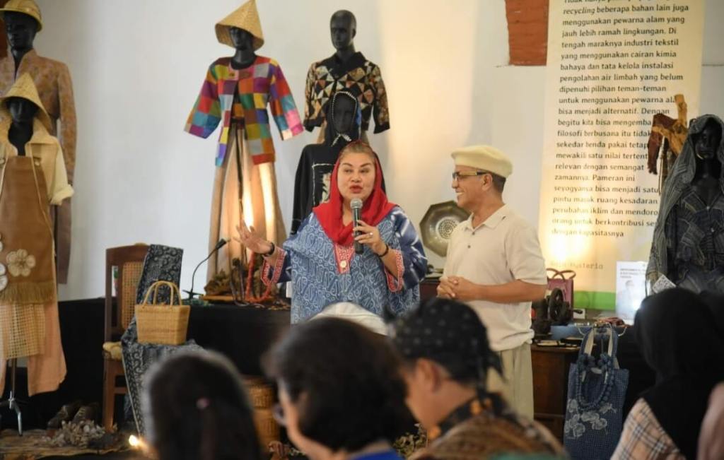 Pikat Wastra Nusantara Kenalkan Desain Fashion UMKM dan IKM Agar Naik&nbsp;Kelas